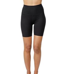Yogalicious Women's Black Shorts